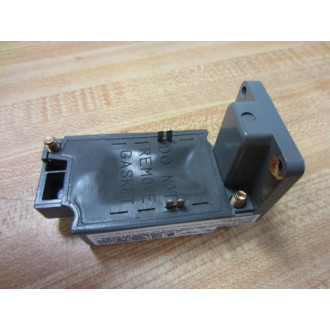 Cutler Hammer E51SAL Eaton Limit Switch Body Series C1 - New No Box