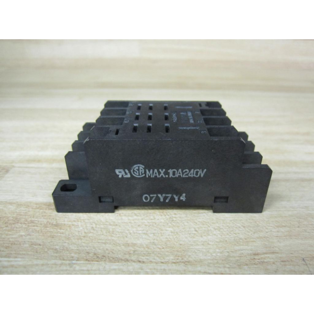 Omron PTF-11A Relay Socket PTF11A - New No Box