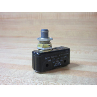 Licon 10-332 Type 10 Switch 10332 - Used