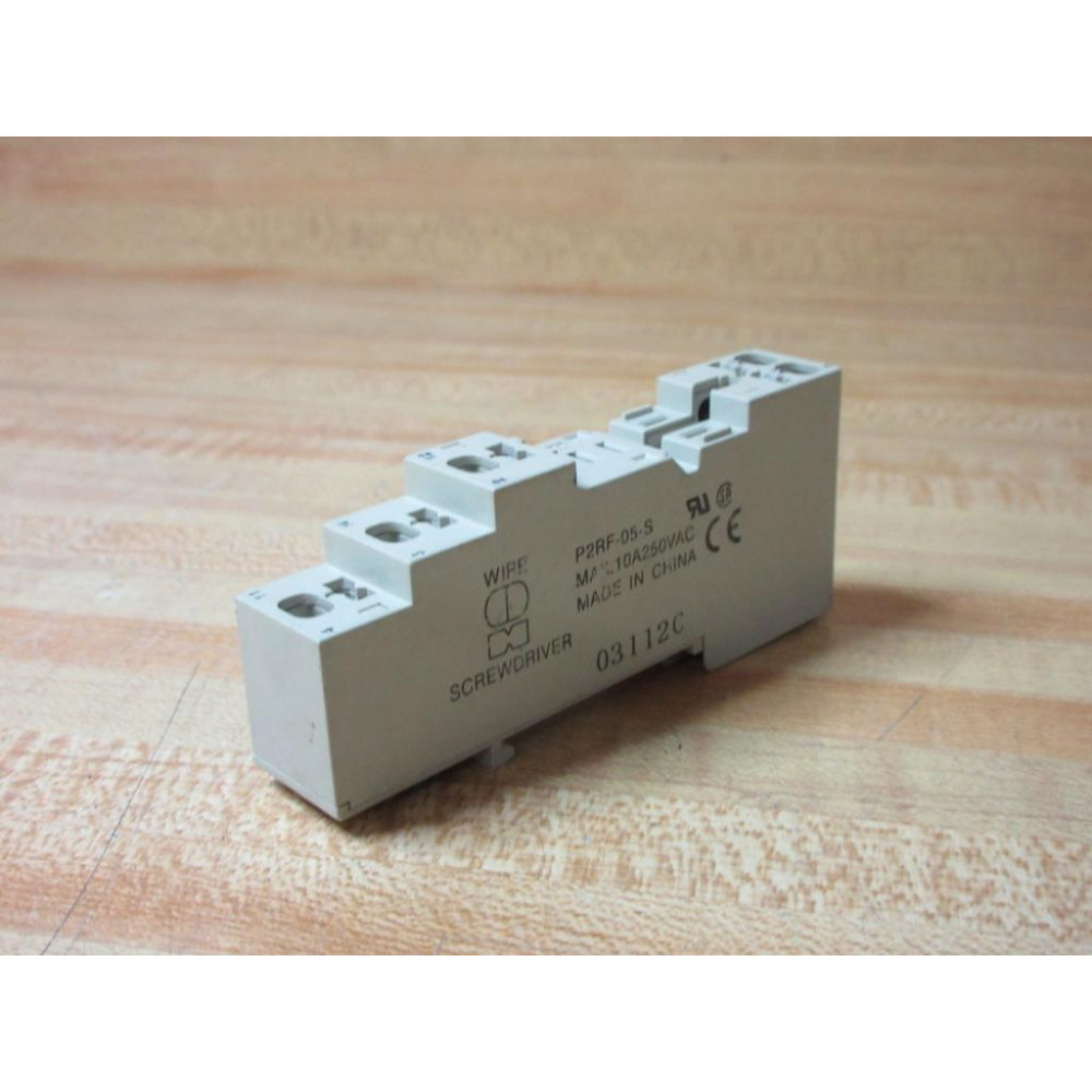 Omron P2RF-05-S Relay Socket P2RF05S - New No Box