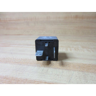 Omron 04692139AA Relay - Used