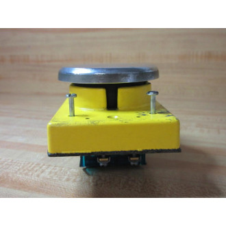 Allen Bradley 800P-F2CAV Palm Button - Used
