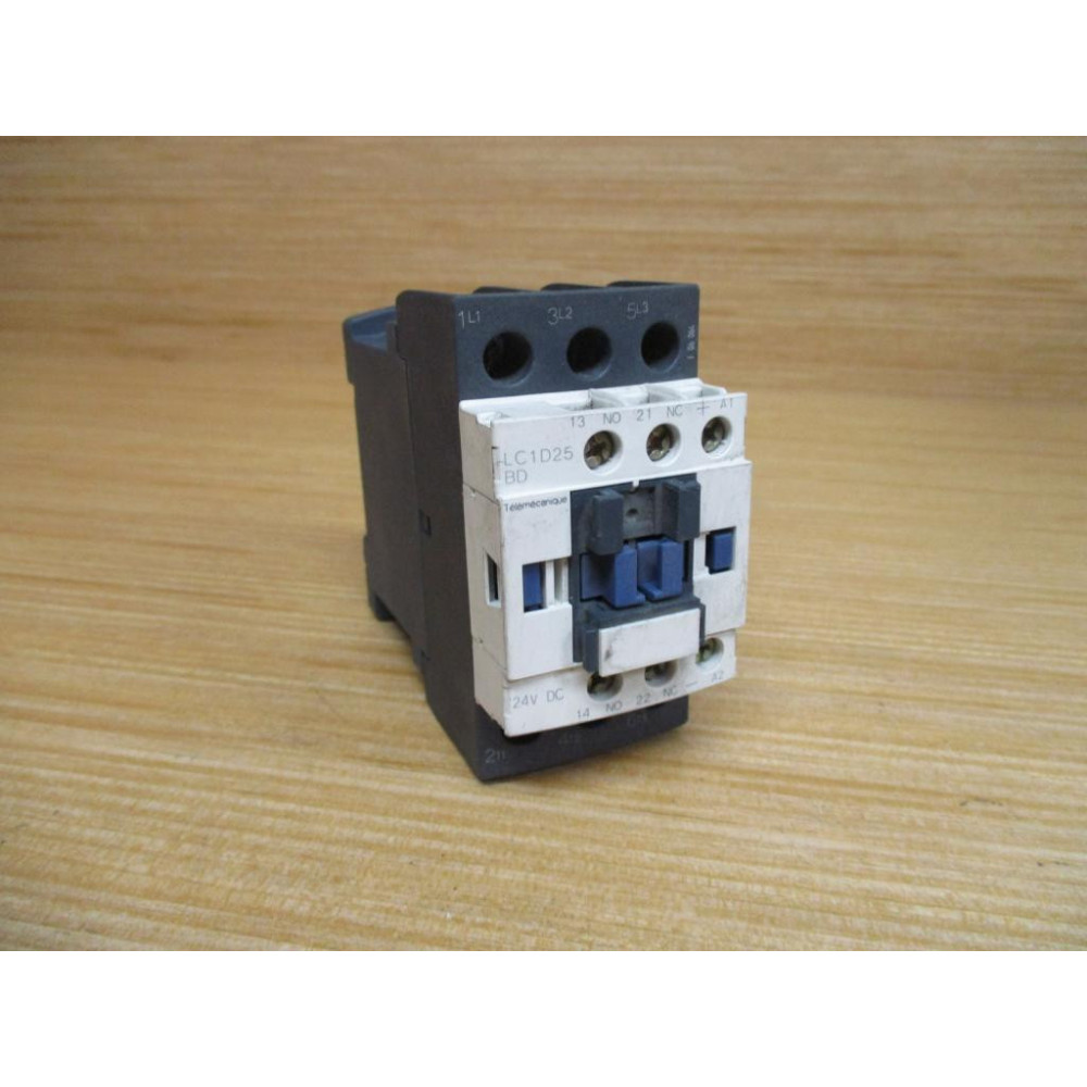 Telemecanique LC1-D25BD Schneider Contactor W LAD4TBDL WO Cover - Used