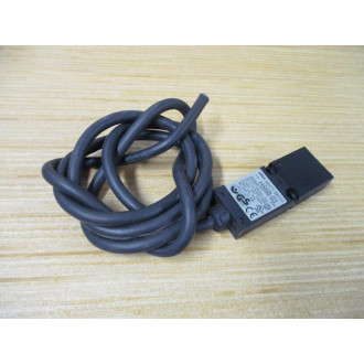 IDEC HS6B-03 Safety Switch HS6B03 Cable Length Varies - Used