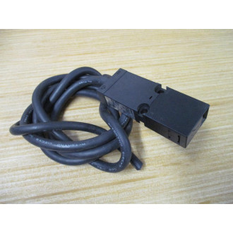 IDEC HS6B-03 Safety Switch HS6B03 Cable Length Varies - Used
