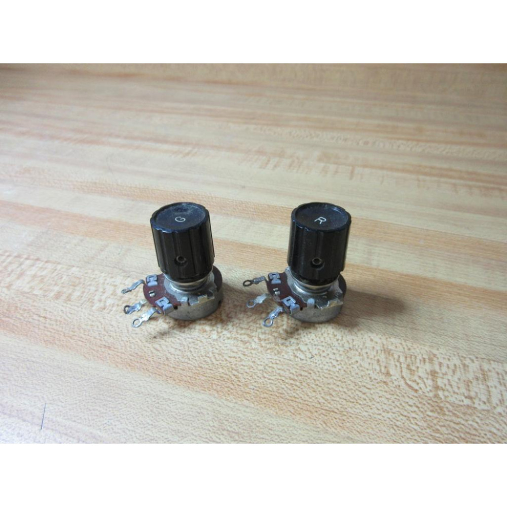 134644 Potentiometer 210-15 WKnobs (Pack of 2) - Used