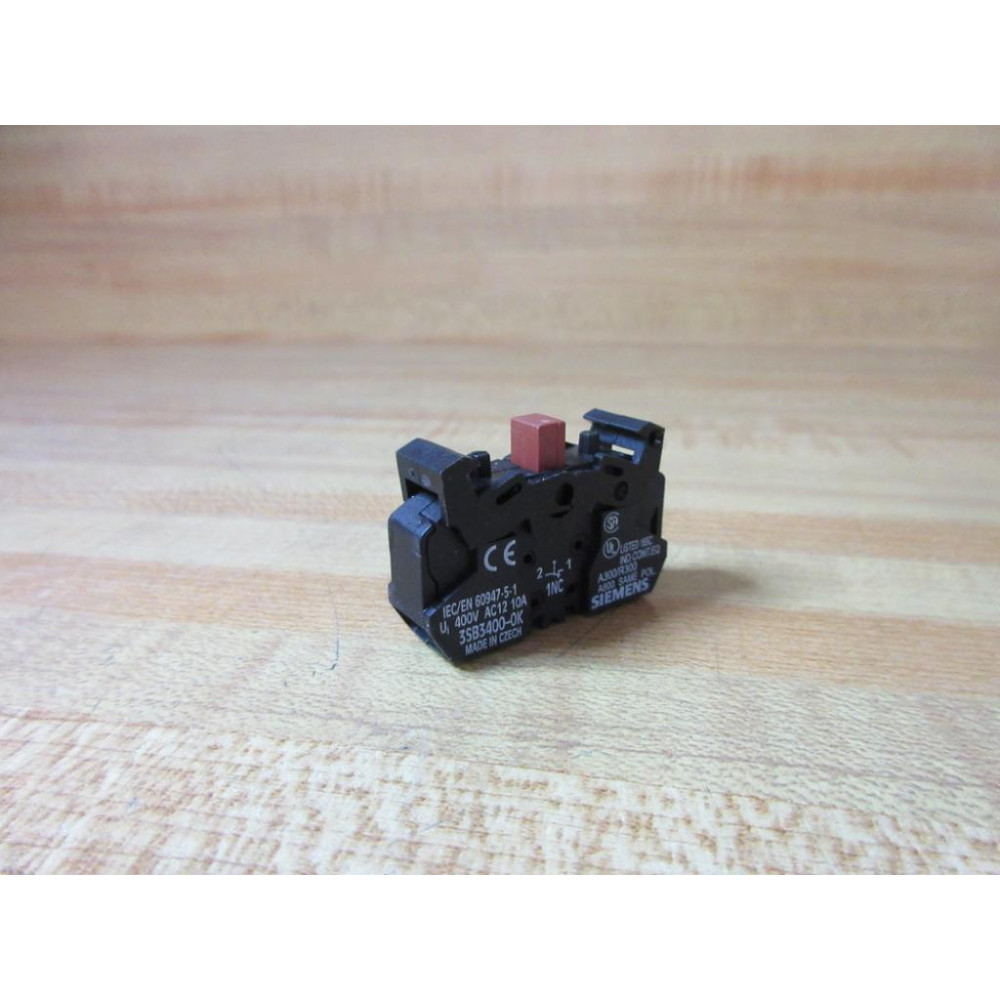 Siemens 3SB3400-0K Auxiliary Contact Block - New No Box