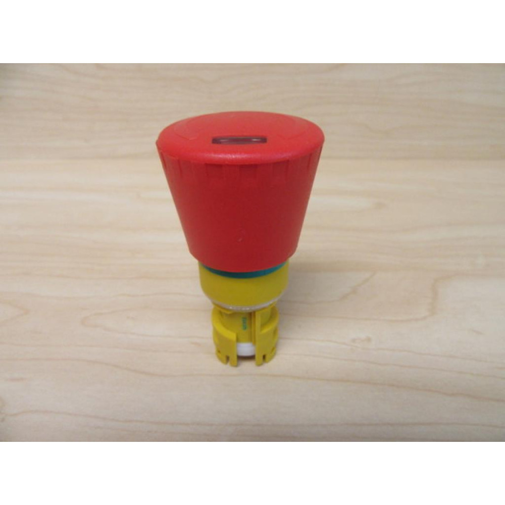 Siemens 3SB3000-1HA26 Push Pull Switch - New No Box