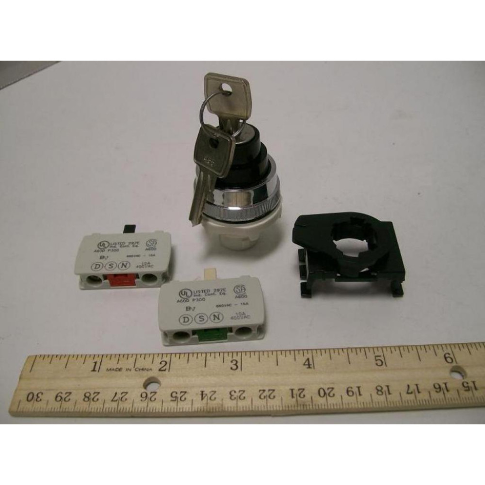 Baco 2M03E0195 Switch 2M-03E-0195 3 Position