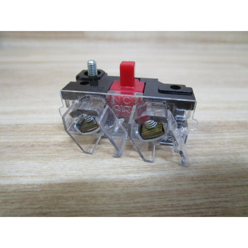 GE General Electric CR104PXC01 Contact Block wGuards - New No Box