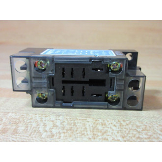 Fuji Electric TP68X2 Relay Socket - New No Box
