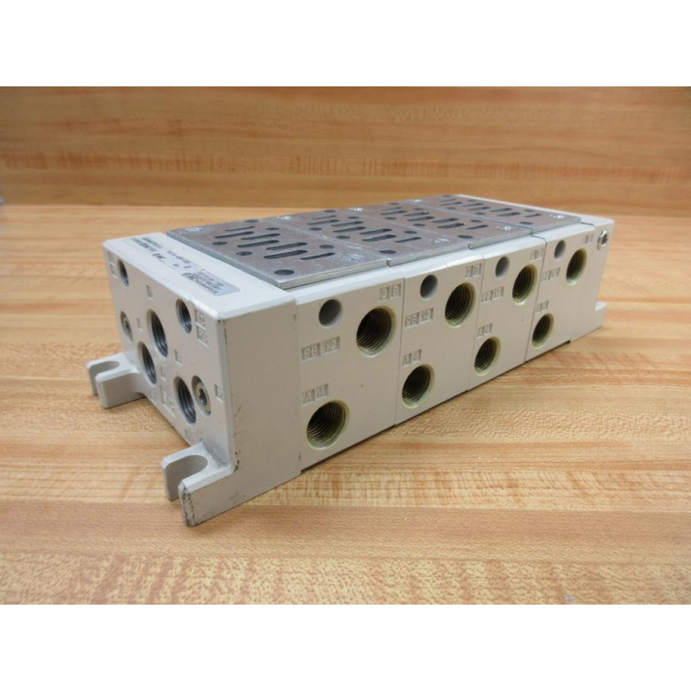 SMC VV714-03R-03B Manifold VV71403R03B - Used