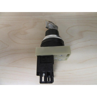 Fuji Electric AH25-J2 A Selector Switch Key AH25J2A WAHX290 Contact Block