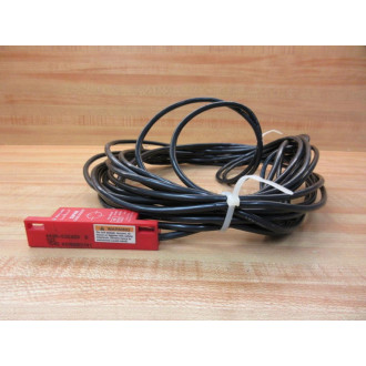 Allen Bradley Guardmaster 440N-S32033 Safety Interlock Switch 440NS32033 - New No Box