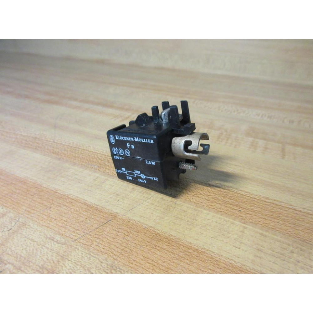 Klockner-Moeller FA Lamp Socket - Used