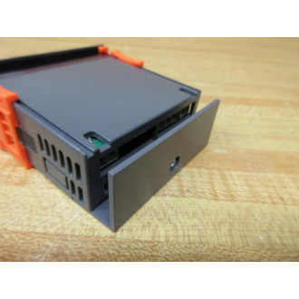 Microcomputer CH54 Temperature Controller