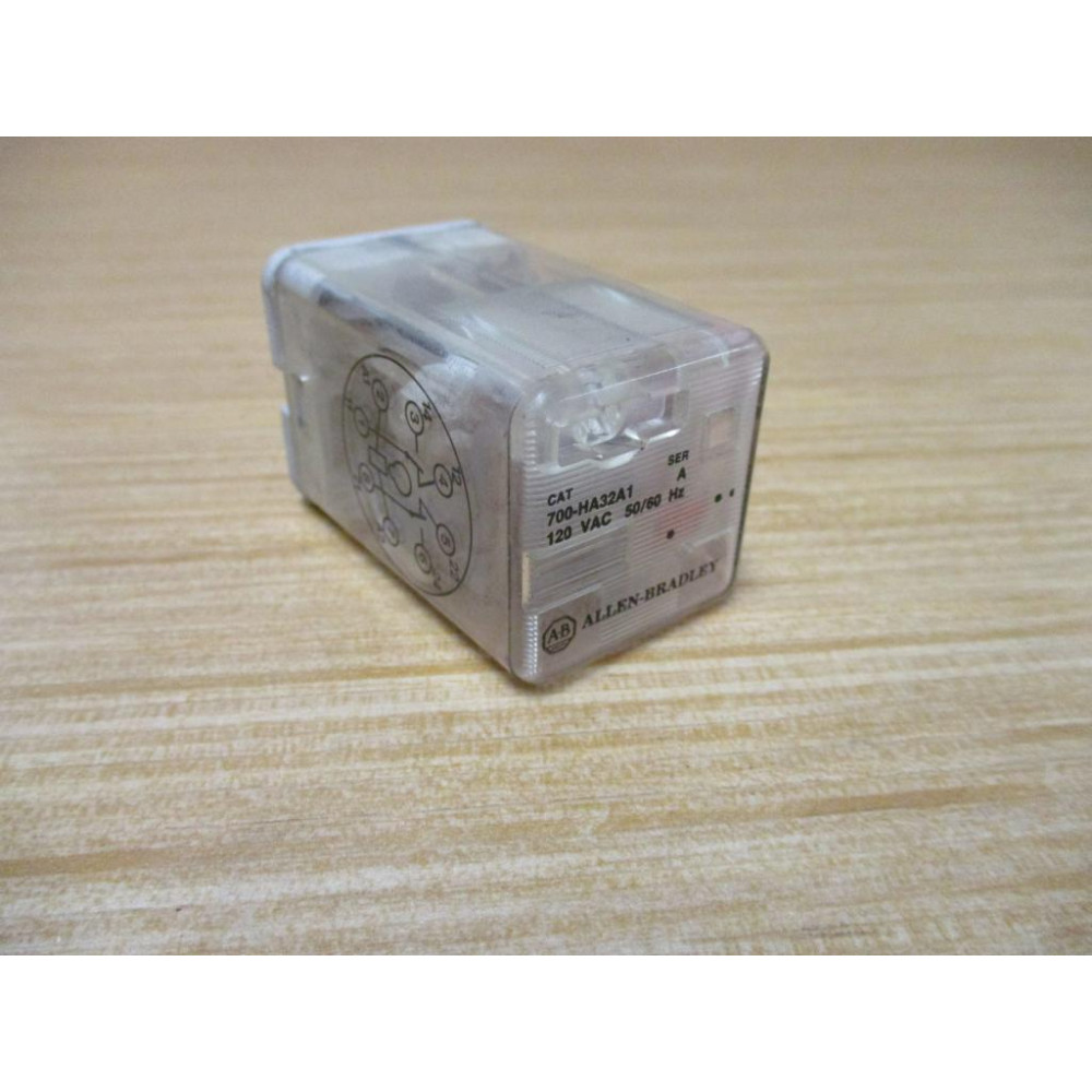 Allen Bradley 700-HA32A1-120V AC Relay 700-HA32A1-120VAC Ser.A, Clear - Used