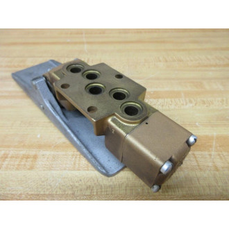 Versa VTZ-4312 Directional Control Valve VTZ4312 WO O-rings - New No Box