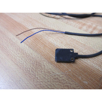 Omron E3T-FT12 Photelectric Sensor E3TFT12 Emitter Only - New No Box