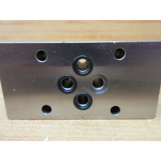UP 04207 Directional Manifold UP04207 Missing 1 O-Ring - New No Box