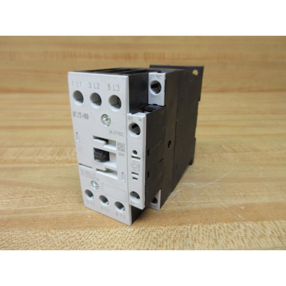 Eaton DILM32-01 24-27VDC Contactor DILM32-01 - Used