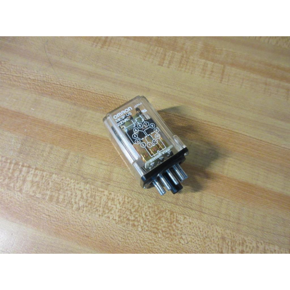 Omron MK3P-US-200V AC Relay MK3P-US - Used
