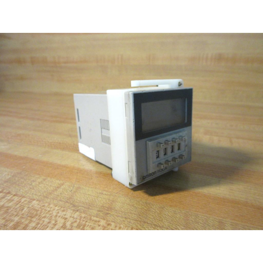 Omron H3CA-8 Timer  H3CA8 - Used