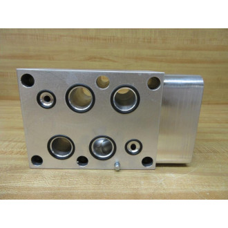 Sun Hydraulics HBQ Sandwich Manifold - New No Box