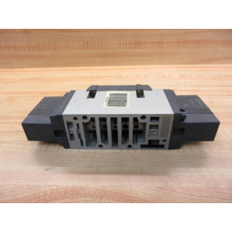 SMC NVFS4200-5FZ Solenoid Valve NVFS42005FZ - Used