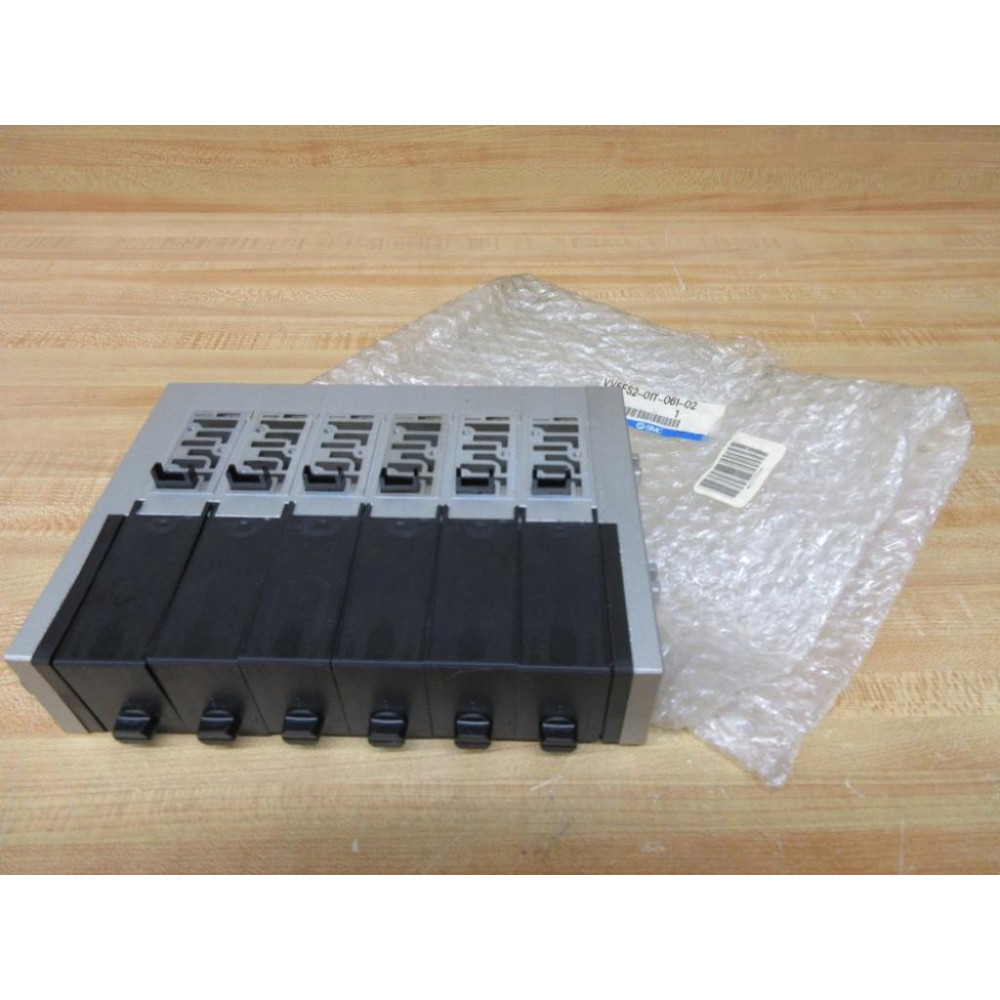SMC VV5FS2-01T-061-02 Pneumatic Valve Manifold VV5FS201T06102