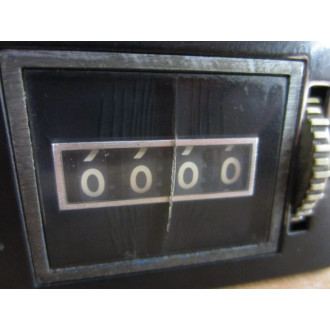 Redington PR8-1274 4 Digit Counter 24DC 5 W  PR81274 Cracked - Used