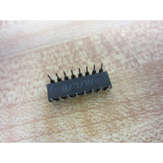 National Semiconductor CD4015CN Integrated Circuit