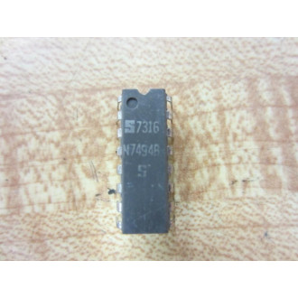 Signetics N7494B Integrated Circuit (Pack of 2)