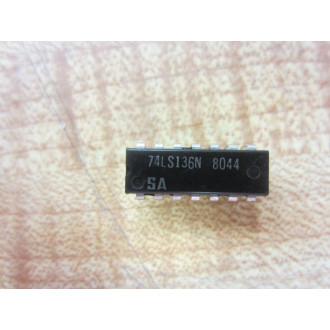 Signetics 74LS136N Integrated Circuit (Pack of 4)