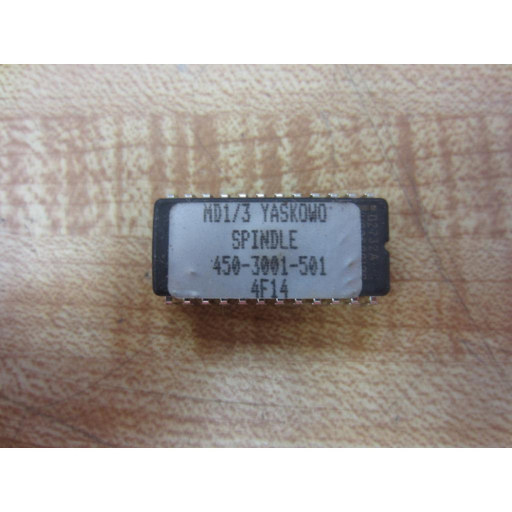 Yaskawa Electric 450-3001-501 4F14 Integrated Circuit  45030015014F14 MD13