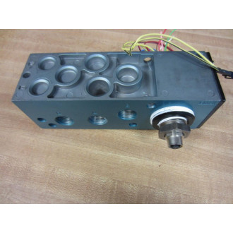 MAC MM-P2A-231D9 Valve Base MMP2A231D9 - Used