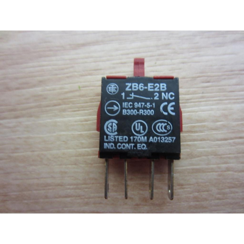 Telemecanique ZB6-E2B Contact Block ZB6E2B 32573 - New No Box