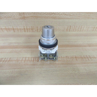 Allen Bradley 800T-H33KE8B Selector Switch - New No Box