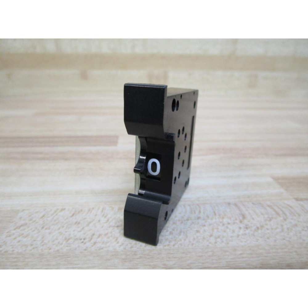 B4C21 Relay Socket - New No Box