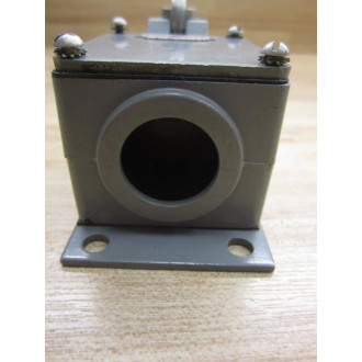Cutler Hammer 10316H23B Eaton Limit Switch - New No Box