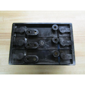 100-1Q4 Fuse Block - Used
