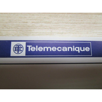 Telemecanique TSX D24 004E Reference Manual - Used