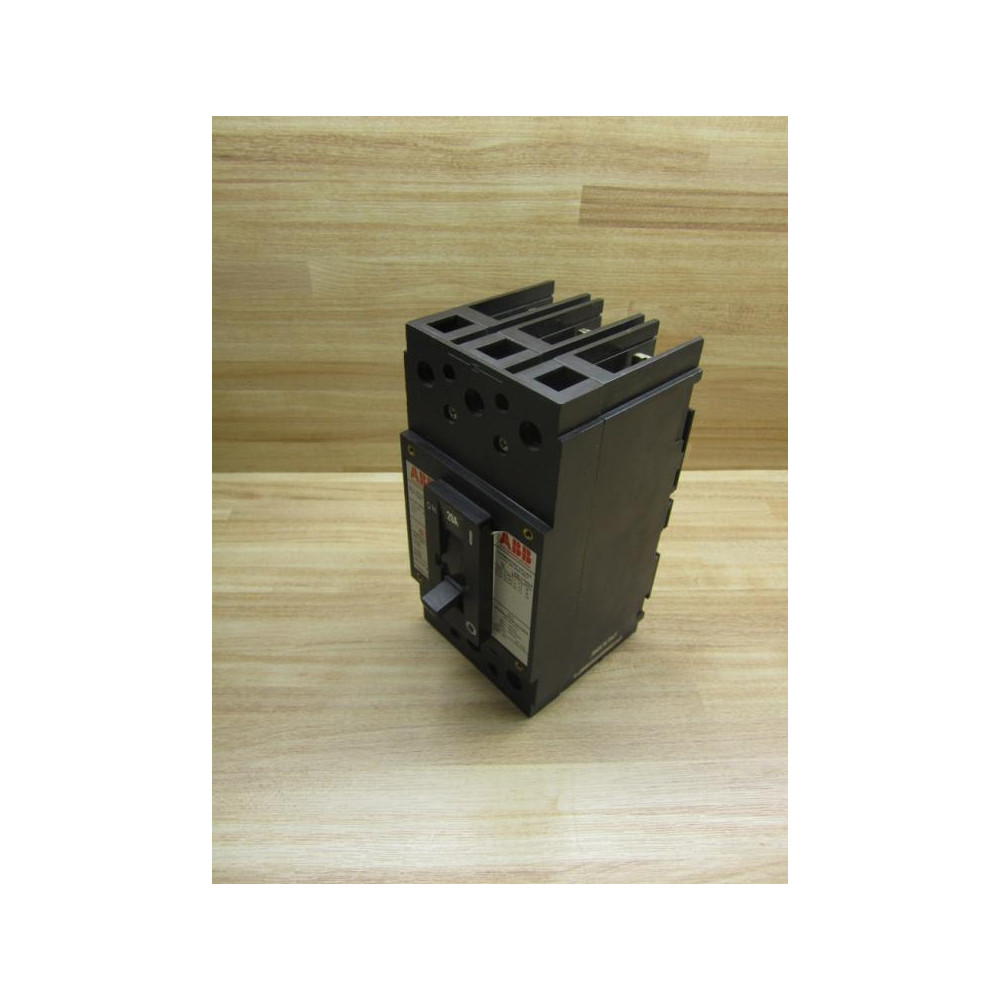 ABB ES-320 Circuit Breaker Type: ES 20A 3 Pole 480VAC NE-2507 - Used