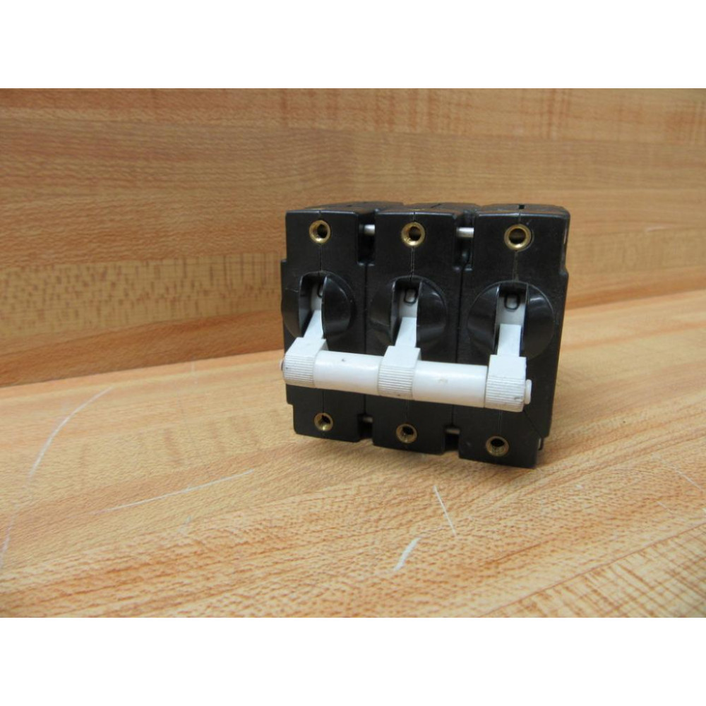Potter & Brumfield W69-X2Q12-10 Circuit Breaker 3P W69X2Q1210 - New No Box