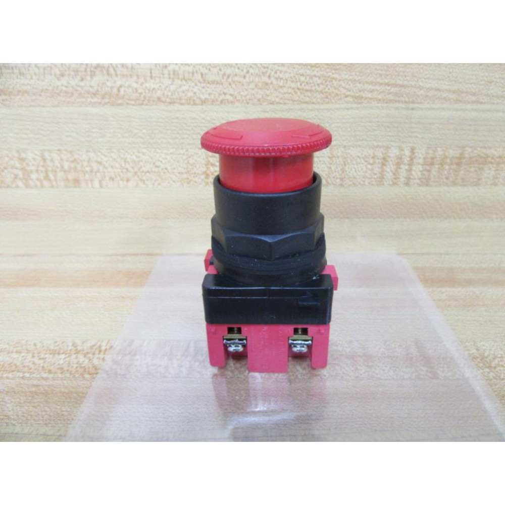 C3 Controls PBO-PPMCRD-NCNC Push Pull Switch - New No Box