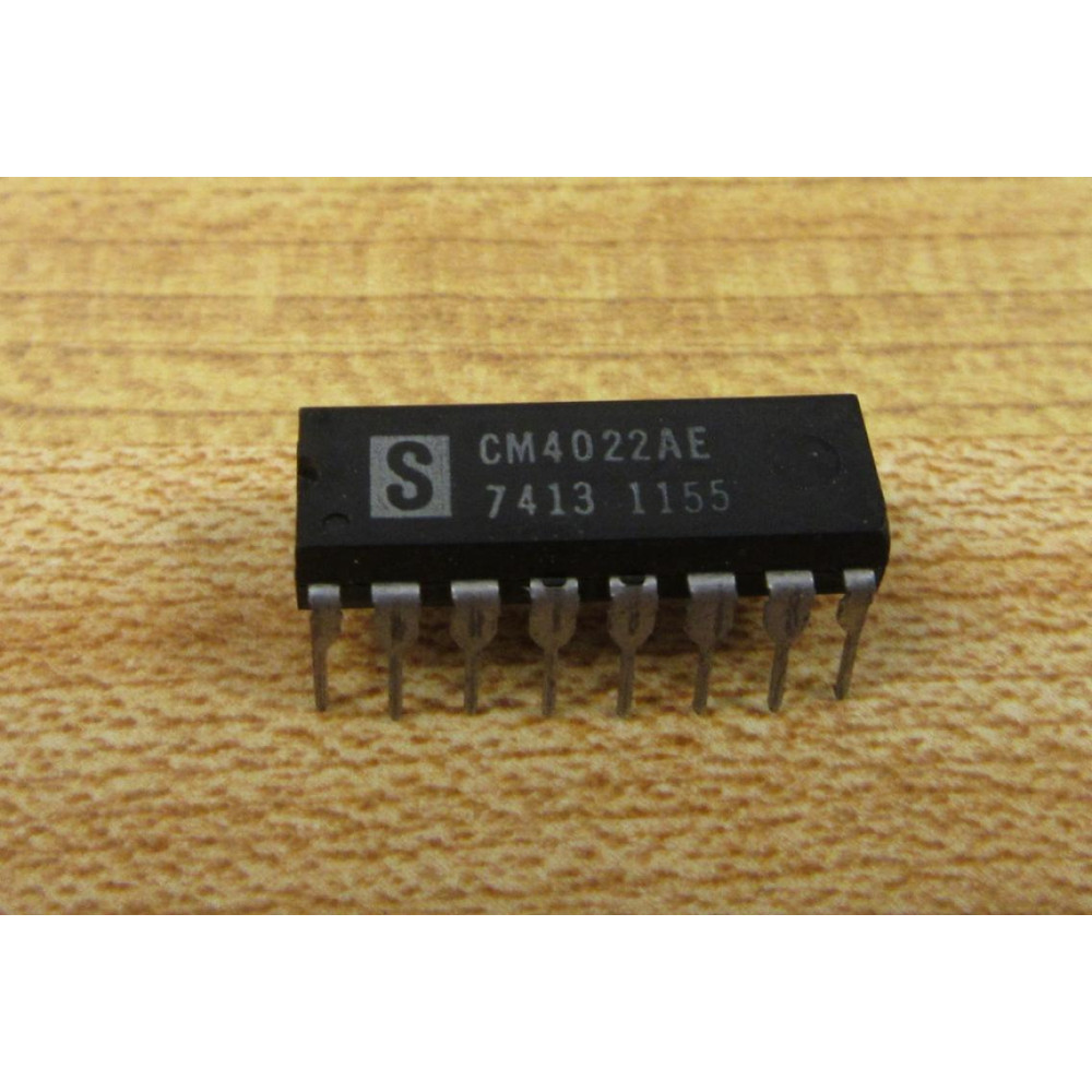 Signetics CM4022AE Integrated Circuit (Pack of 2)