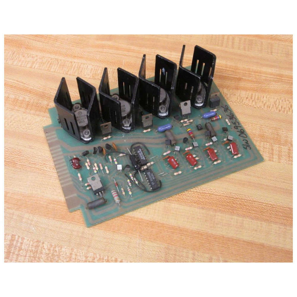 General Controls F737G Circuit Board - Used