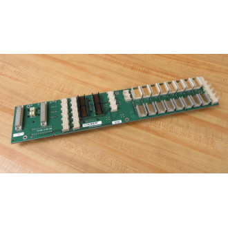 Qualtech 003-0661-0005 Board 00306610005 - Used