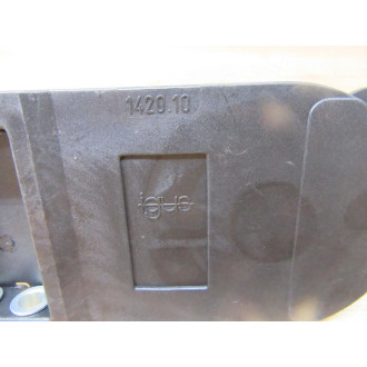 Igus 1420.10 Cable Guide Mounting Bracket 142010 W C-Guide (Pack of 6) - New No Box