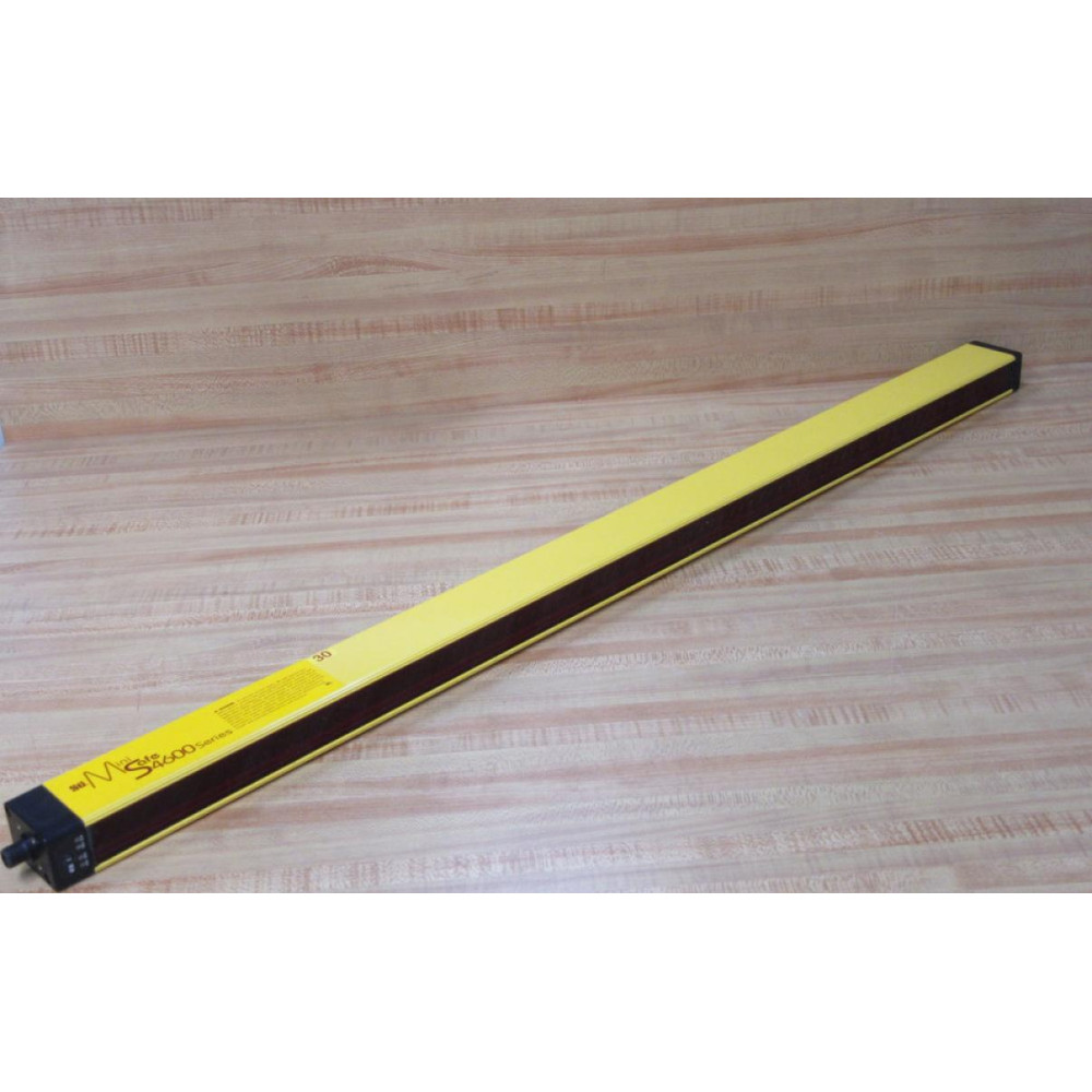STI MS46SR-30-870-Q2-R-NO-FP Light Curtain Reciever 70158-1366 - Used